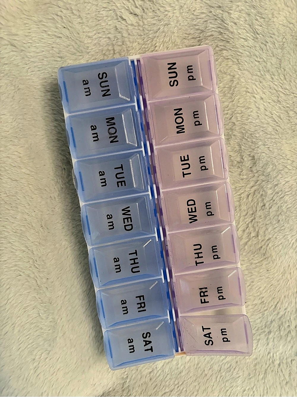 Weekly AM/PM Pill Organizer Blue & Pink
